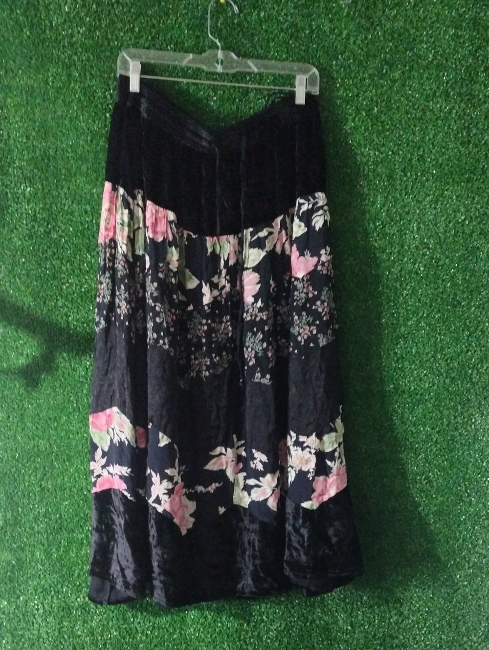 Vintage Sharon Anthony Black Floral Velvet Maxi Skirt - Women's